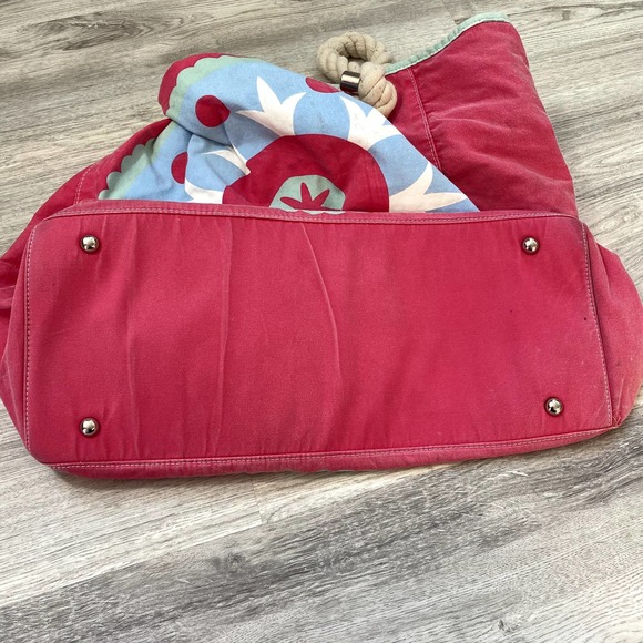 Large Canvas Beach Tote in Pink - Picture 8 of 11